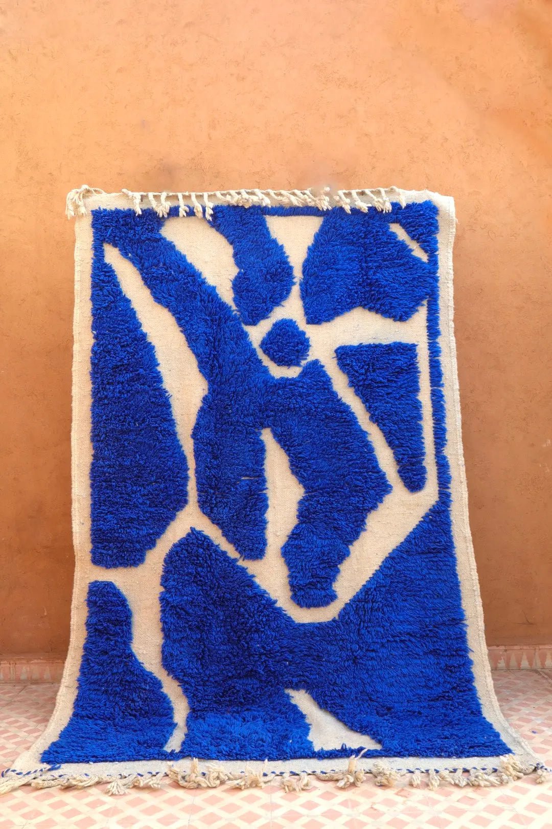 Tapis Berbère Béni Ouarain Moderne Bleu À Reliefs