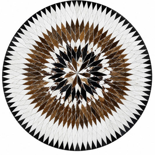 Tapis en Cuir rond patchwork étoile rayonnante blanc marron bringé noir vue de face – Berbère Tapis