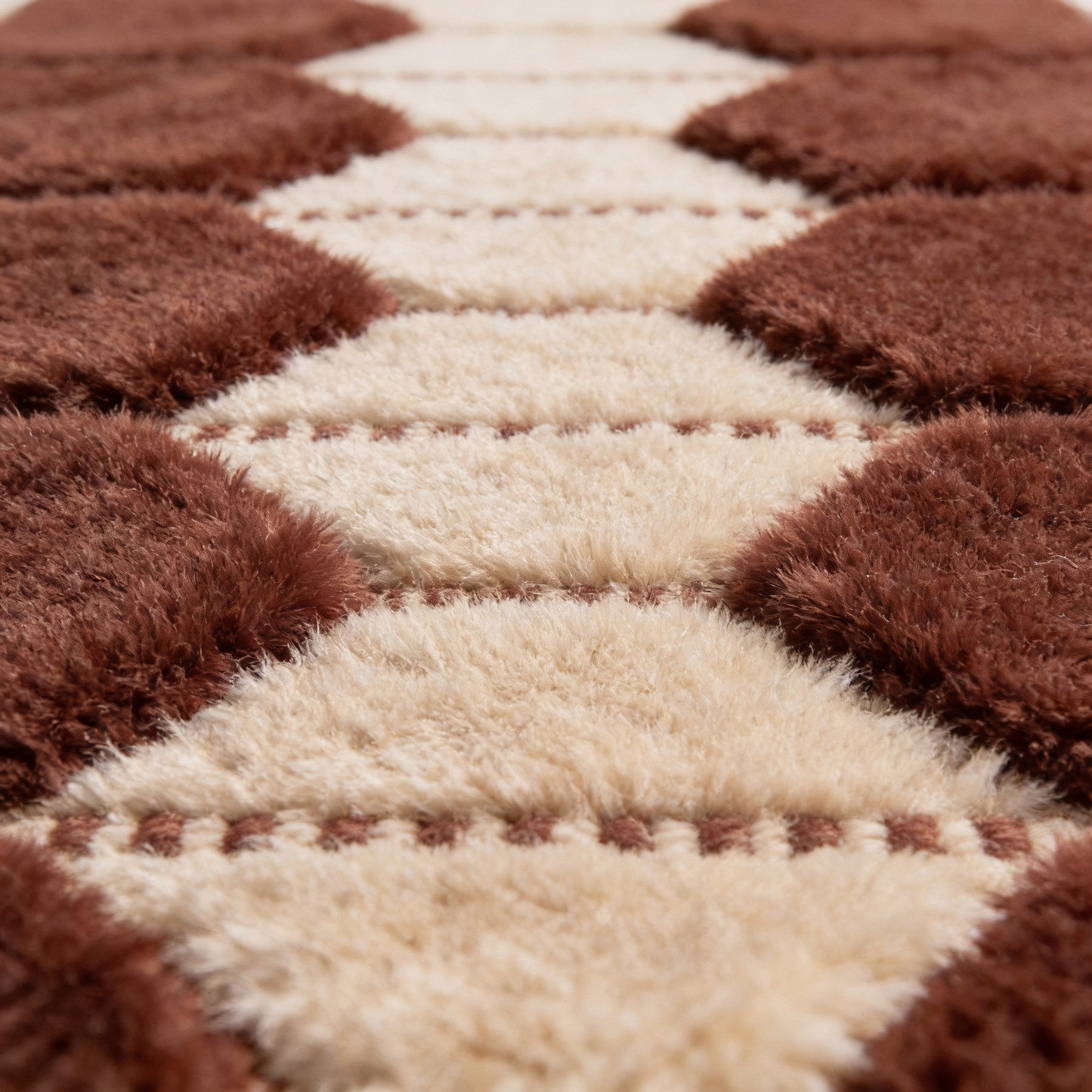 Tapis Mrirt de couloir Terre Rouge - détail macro de la laine et du tissage