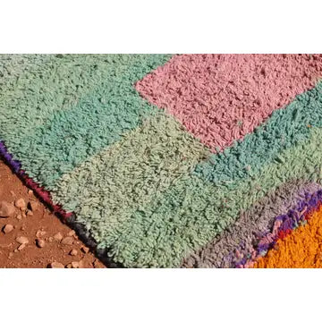 Tapis Marocain Coloré Motifs Abstraits Multicolores - Tapis Marocain tissé main - artisanat berbère authentique